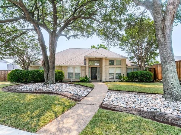 2920 Winding Creek Drive, Plano, TX 75023
