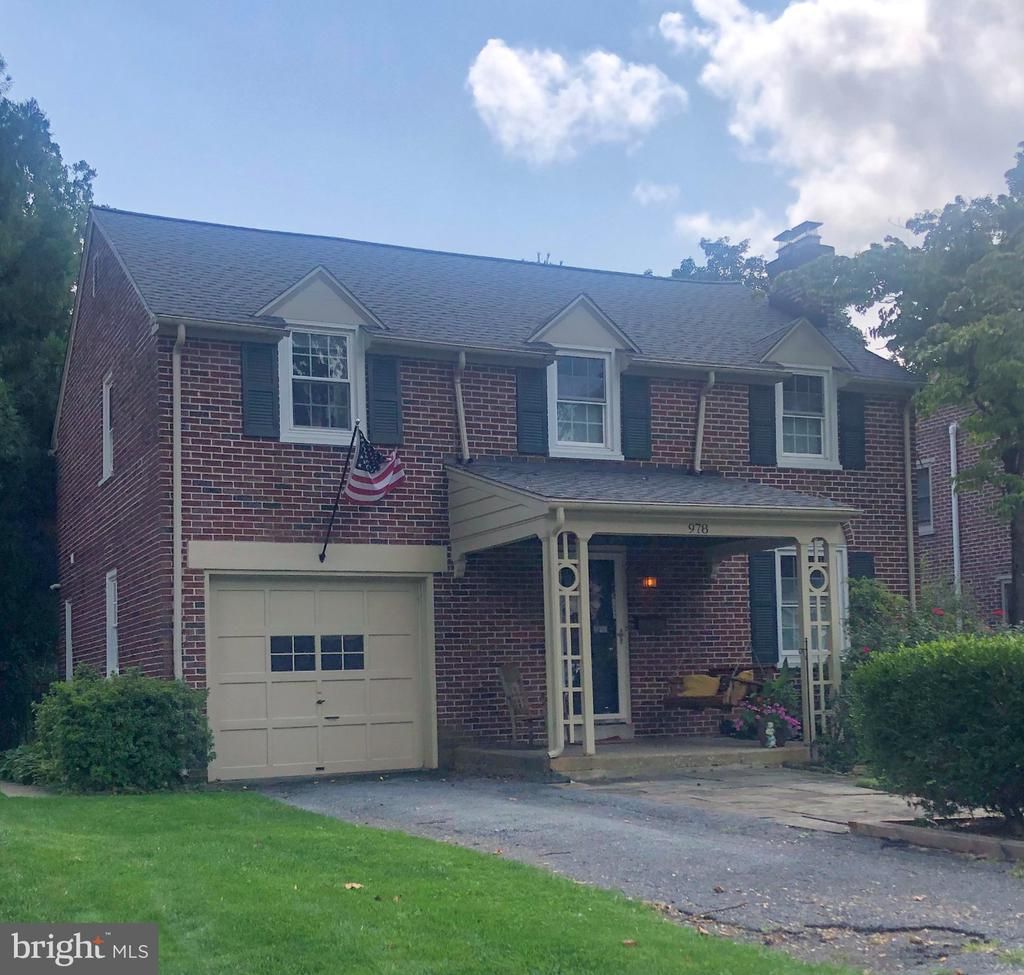 978 PLEASURE ROAD, LANCASTER, PA 17601