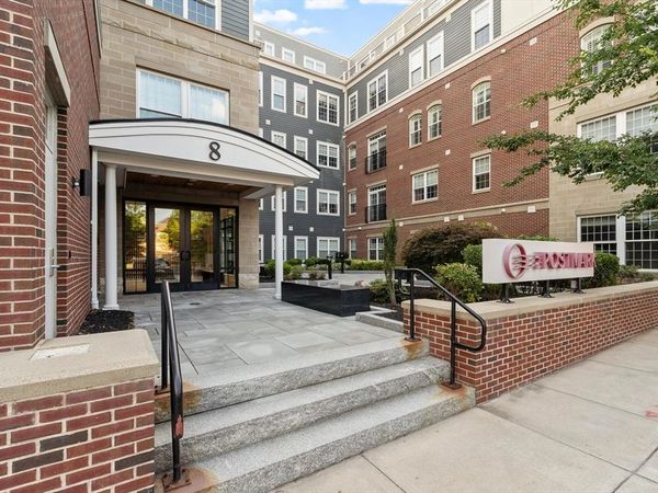 8 Sanborn St, Unit 2011, Reading, MA 01867