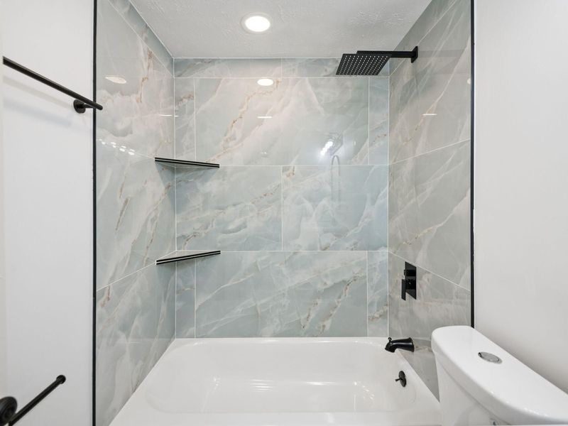 2476 Argyle Drive , Columbus, OH 43219 Photo 37