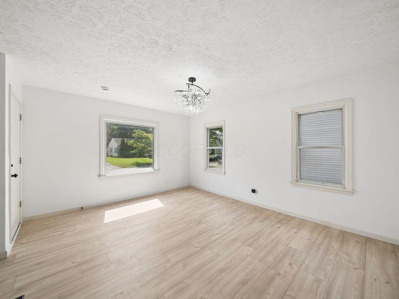 2476 Argyle Drive , Columbus, OH 43219 Photo 5