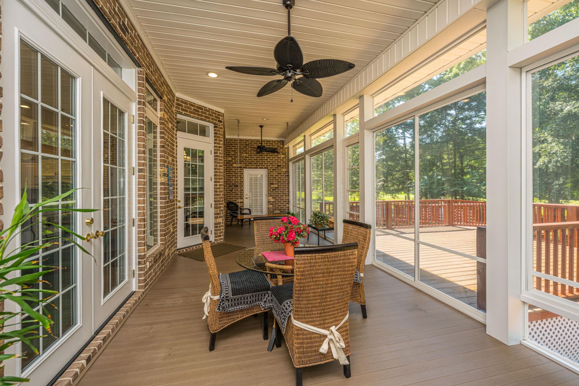 136 Welchman Avenue Photo 42