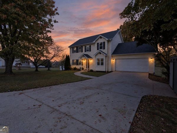 245 Foothills Drive, Murrayville, GA 30564