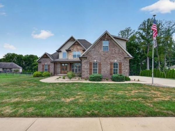 327 Nash Stone Court , Alvaton, KY 42122