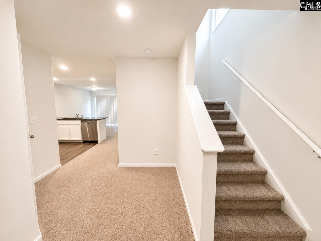 130 Dunkeld Drive  Photo 14