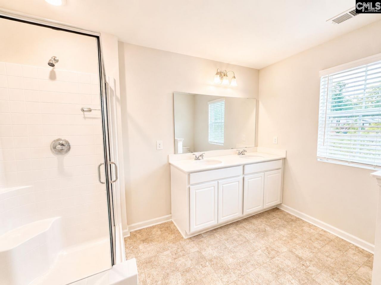 130 Dunkeld Drive  Photo 26