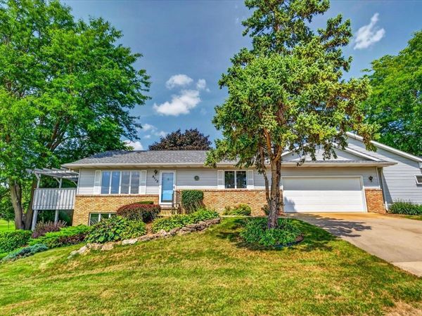 6112 Woodland Drive, Unit 1, Waunakee, WI 53597