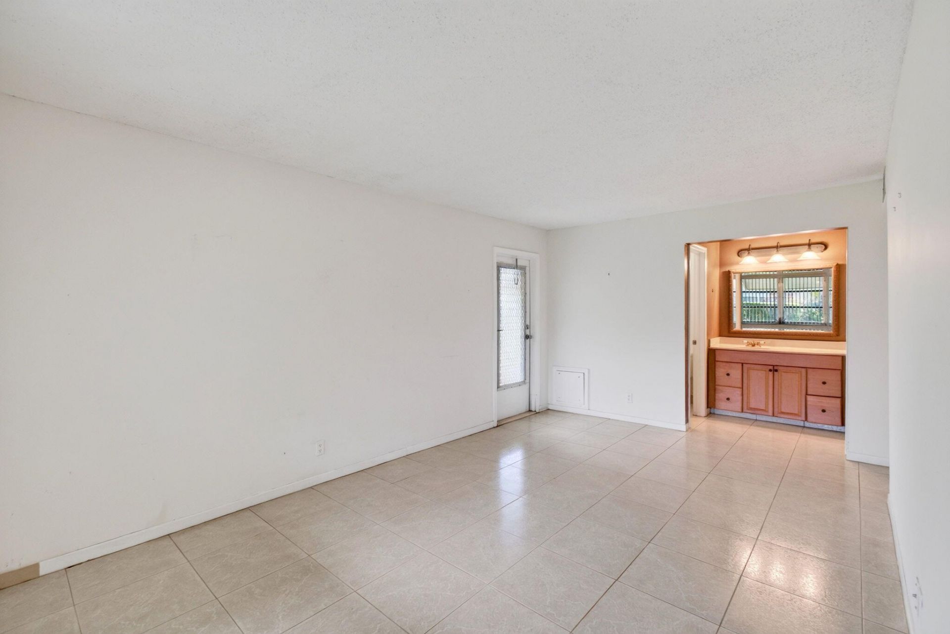 1057 E Circle Terrace, Delray Beach, FL 33445 Photo