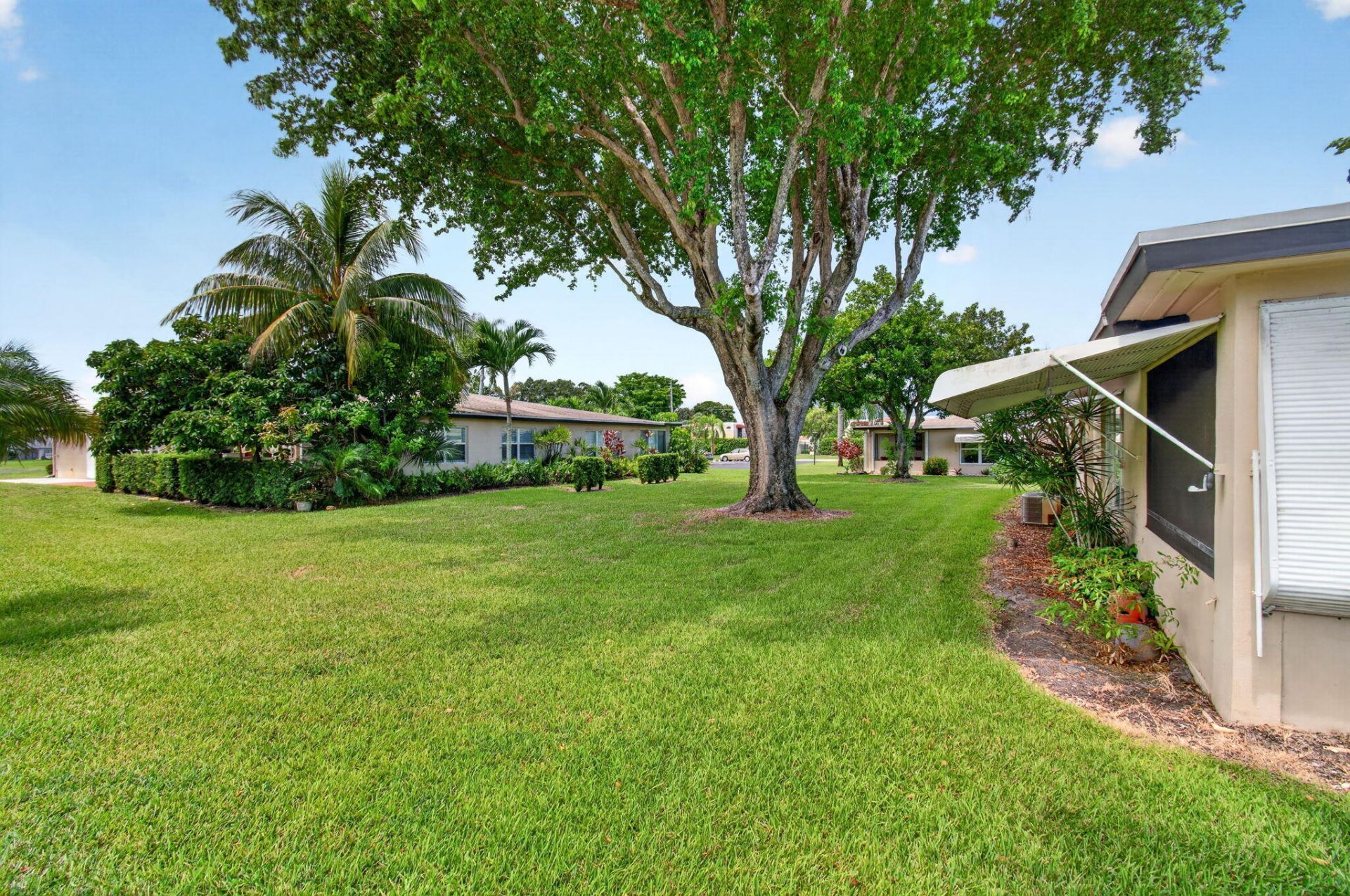 1057 E Circle Terrace, Delray Beach, FL 33445 Photo