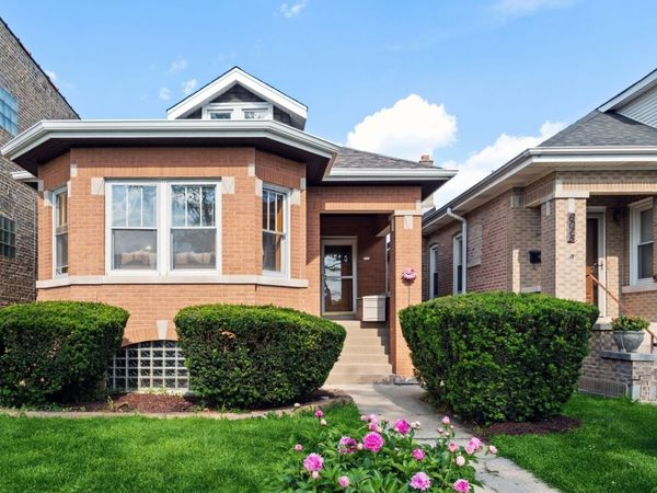6017 N Austin Avenue , Chicago, IL 60646