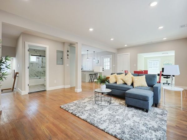 11 Watson St, Unit 2, Somerville, MA 02144