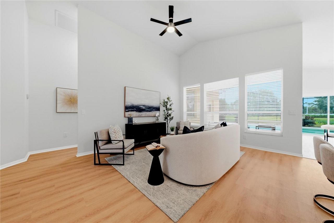 6817 Superior Street Circle, Sarasota, FL 34243 Photo