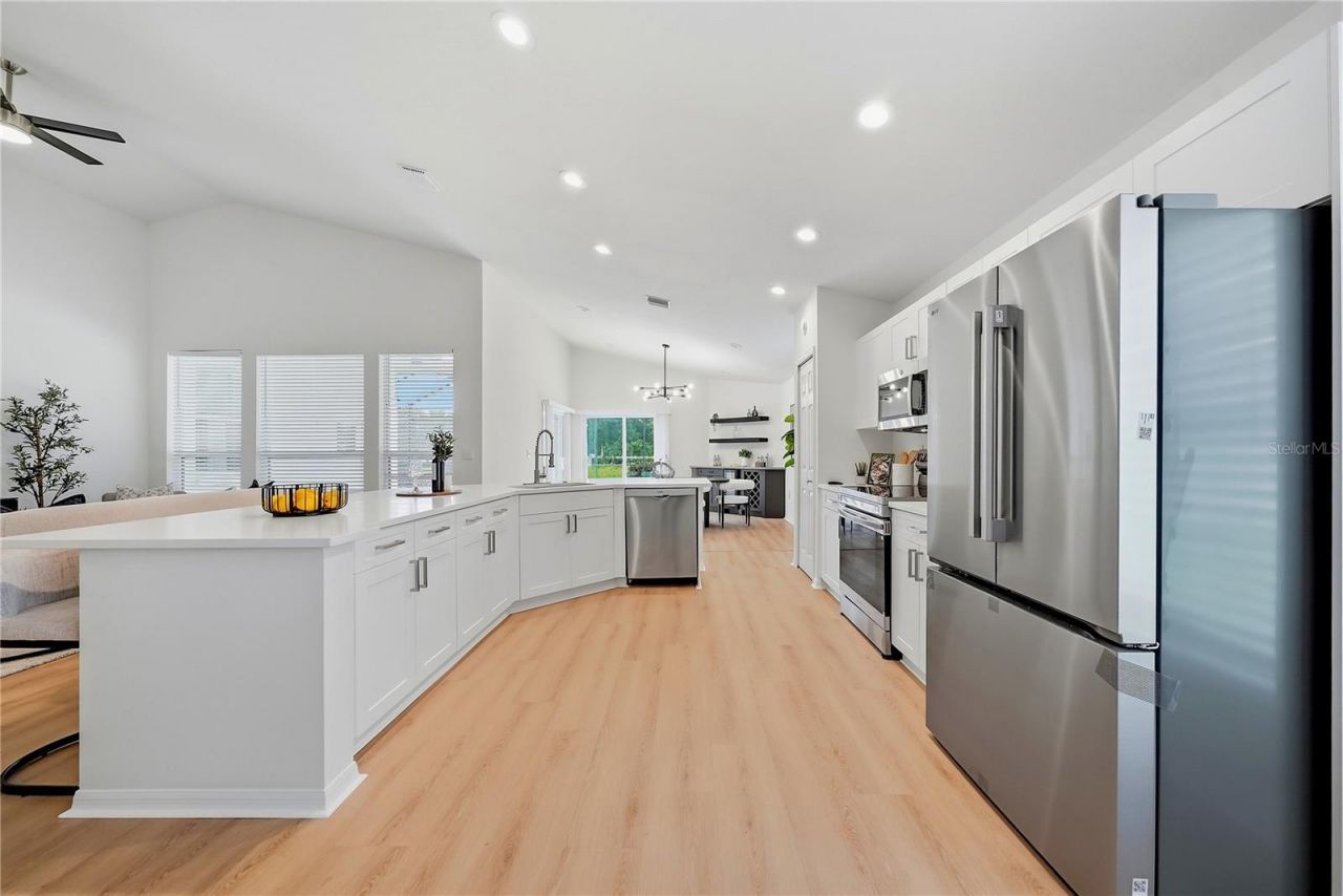 6817 Superior Street Circle, Sarasota, FL 34243 Photo