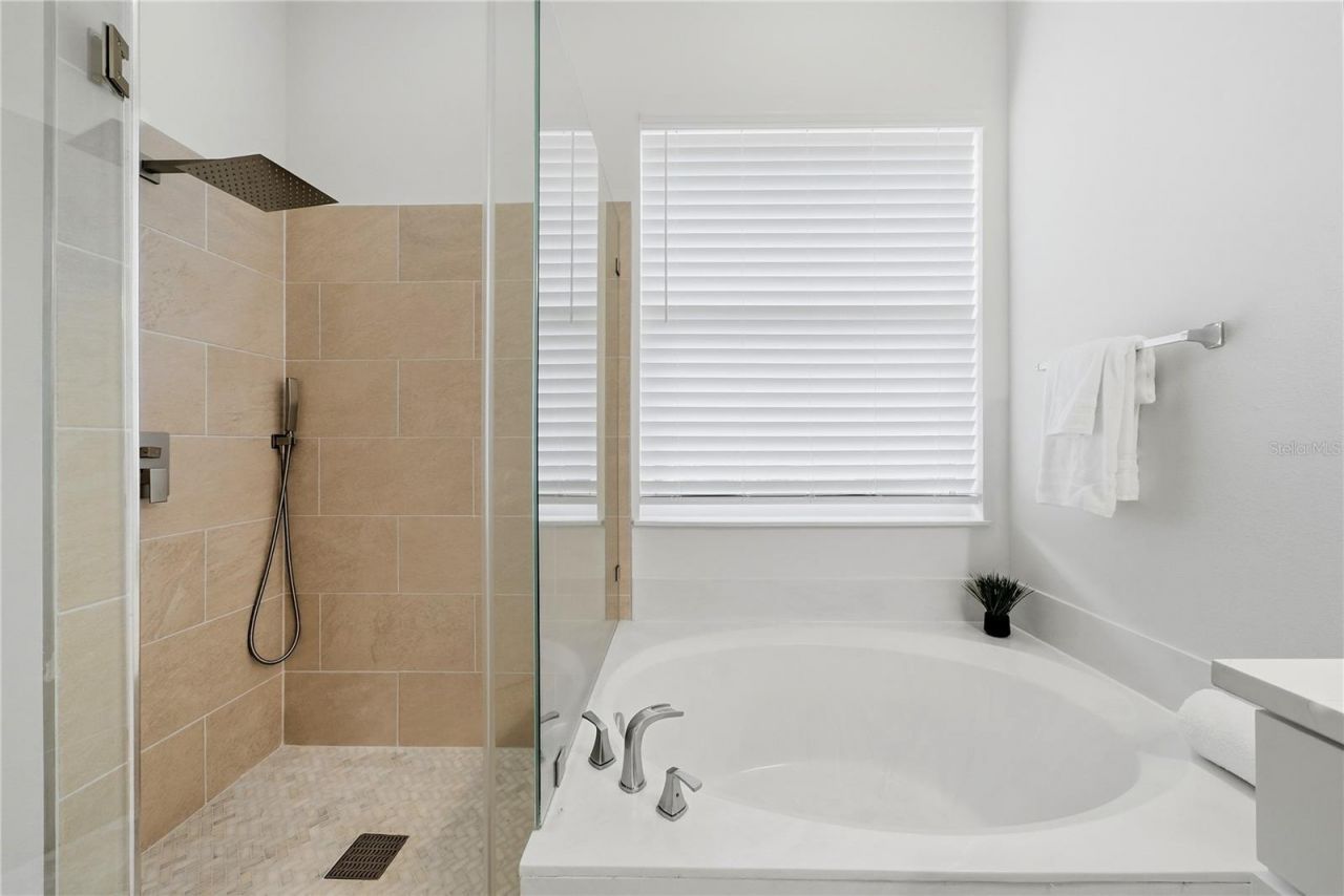 6817 Superior Street Circle, Sarasota, FL 34243 Photo