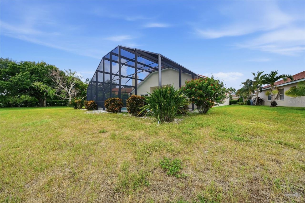 6817 Superior Street Circle, Sarasota, FL 34243 Photo