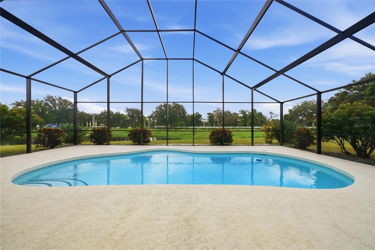 6817 Superior Street Circle, Sarasota, FL 34243 Photo