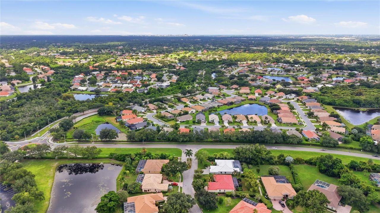 6817 Superior Street Circle, Sarasota, FL 34243 Photo