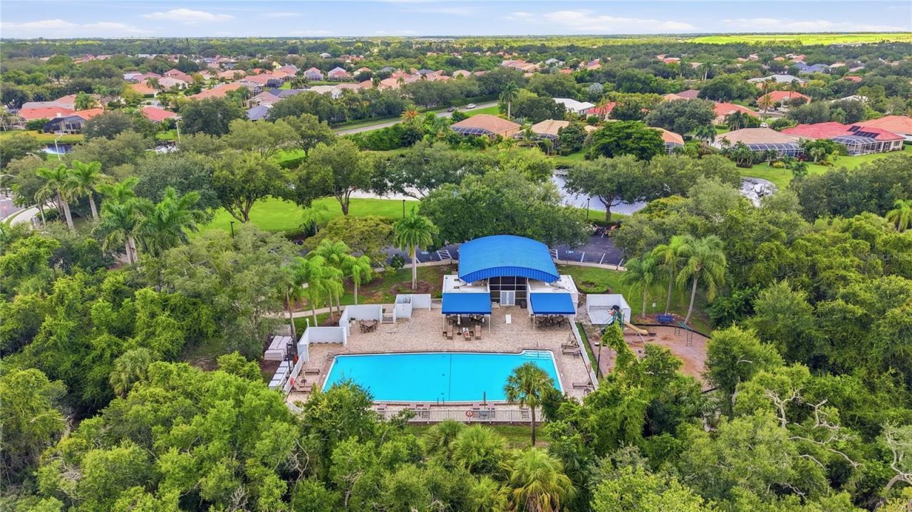 6817 Superior Street Circle, Sarasota, FL 34243 Photo