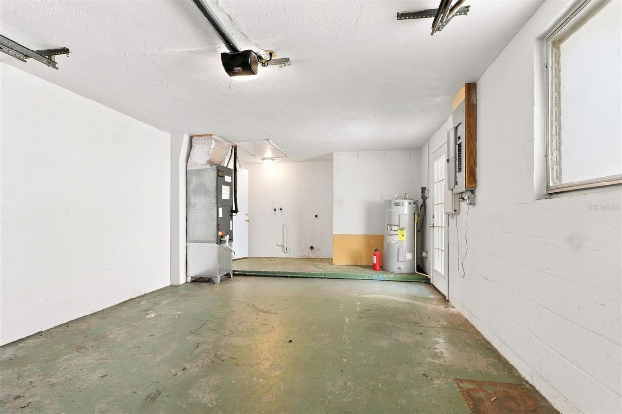 5600 Andrea Drive , Holiday, FL 34690 Photo
