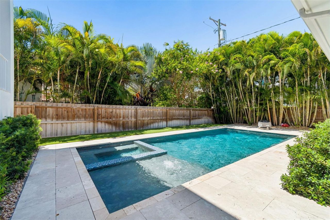 2911 W Alline Avenue, Tampa, FL 33611 Photo