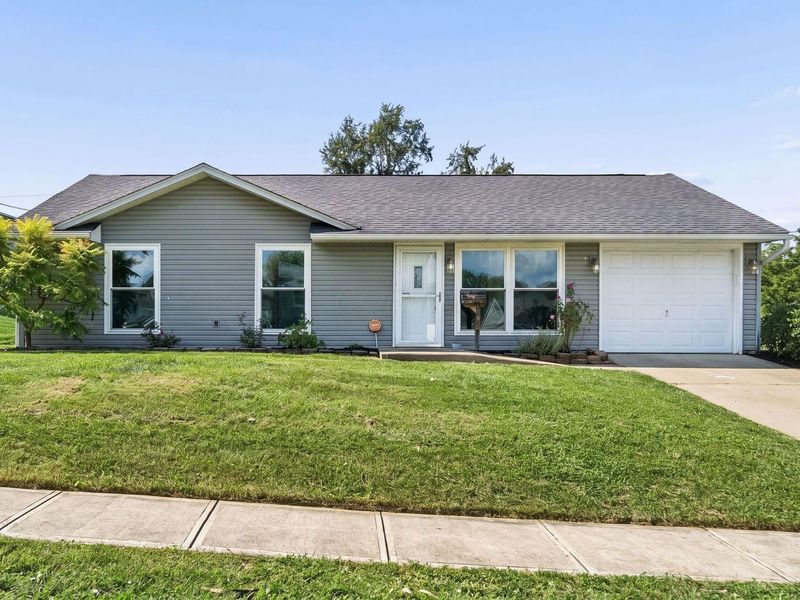 559 Shasta Drive , Lancaster, OH 43130 Photo 1