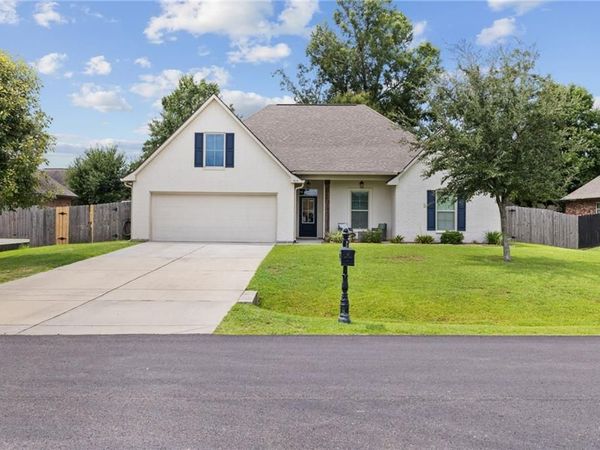 709 ENGLISH OAK Drive, Madisonville, LA 70447