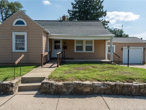 210 N Maple Avenue, Fairborn, OH 45324