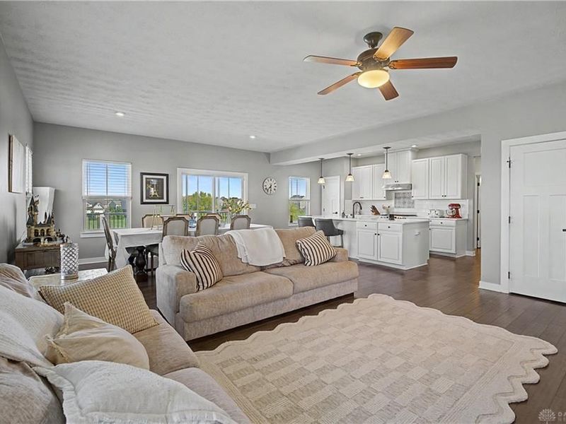9535 Aspen Brook Court, Centerville, OH 45458 Photo 16