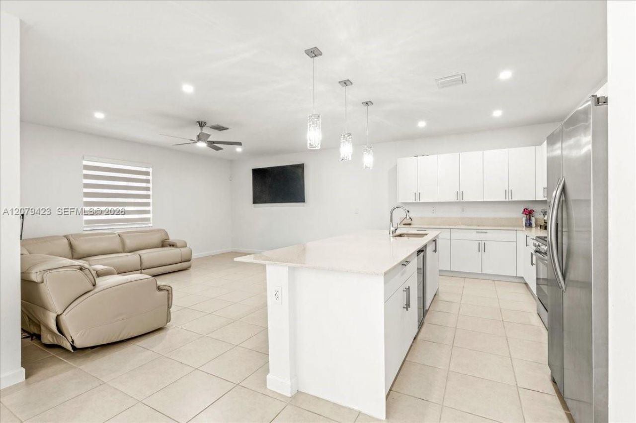 19803 SW 321 Street, Homestead, FL 33030 Photo