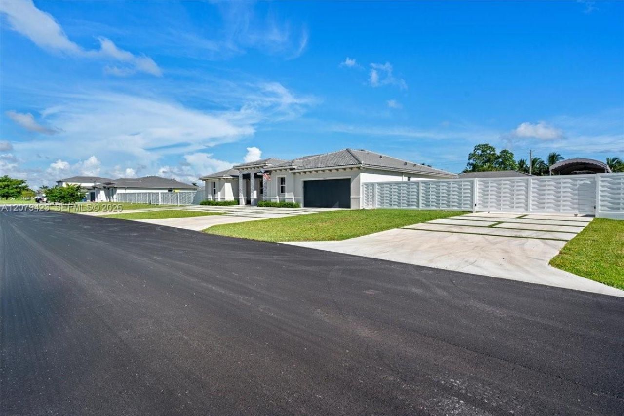 19803 SW 321 Street, Homestead, FL 33030 Photo
