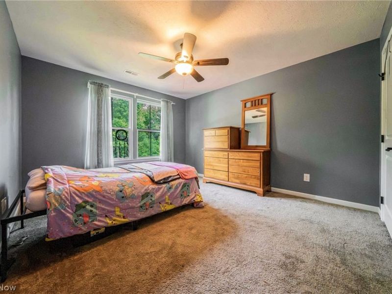 5570 W Long Ridge Drive, Seven Hills, OH 44131 Photo 22