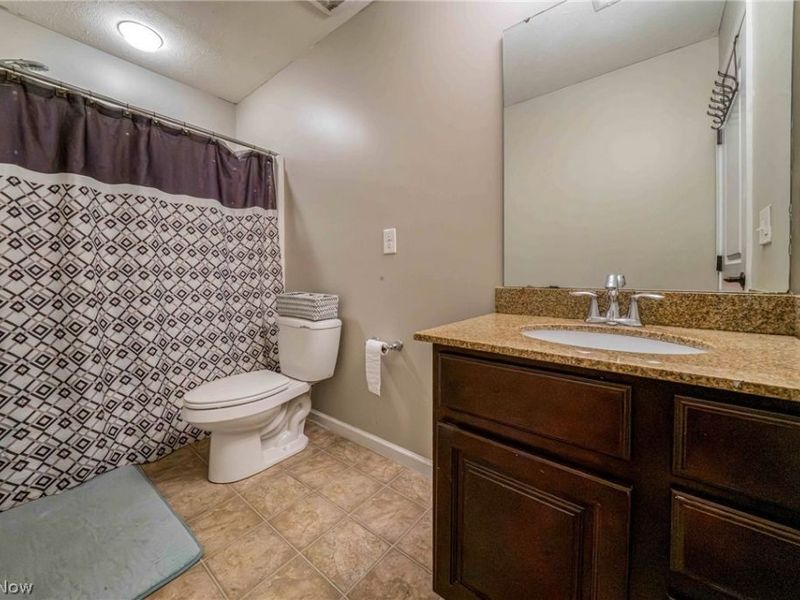 5570 W Long Ridge Drive, Seven Hills, OH 44131 Photo 23