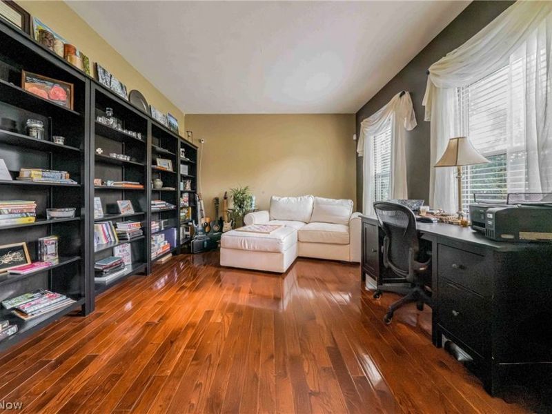 5570 W Long Ridge Drive, Seven Hills, OH 44131 Photo 5