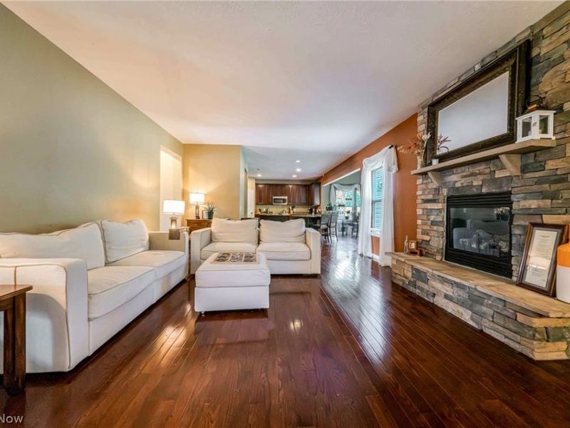 5570 W Long Ridge Drive, Seven Hills, OH 44131 Photo 7