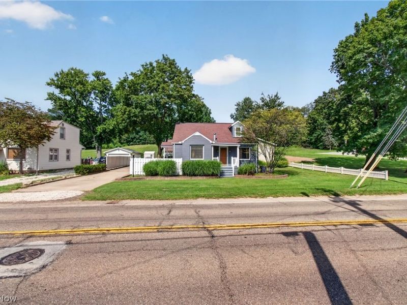 508 Locust Street S, Canal Fulton, OH 44614 Photo 2