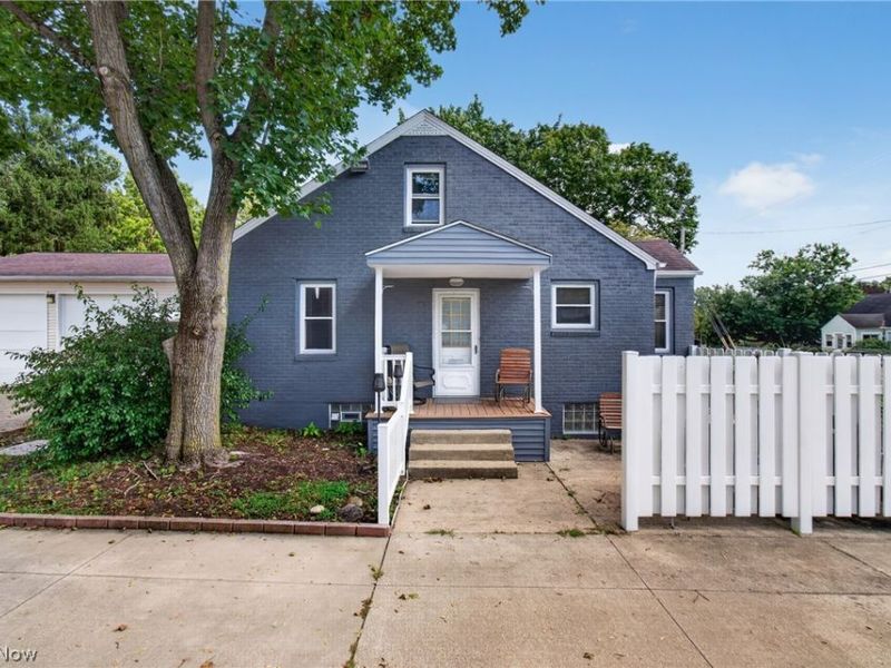 508 Locust Street S, Canal Fulton, OH 44614 Photo 4