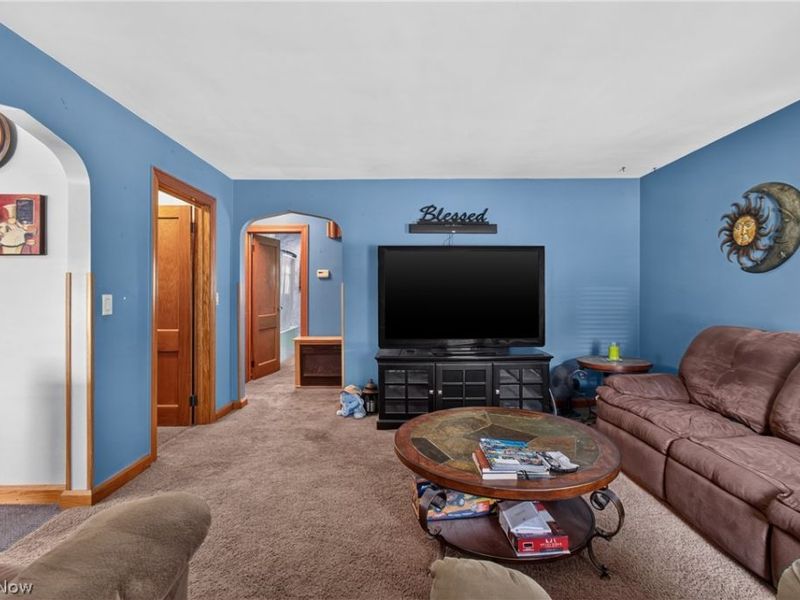 508 Locust Street S, Canal Fulton, OH 44614 Photo 6