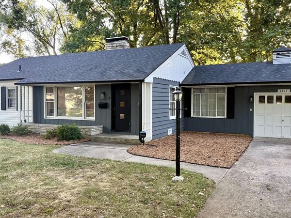 1417 S Kentwood Avenue , Springfield, MO 65804