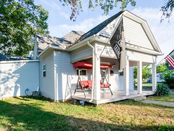 1201 Mill Street , Cassville, MO 65625