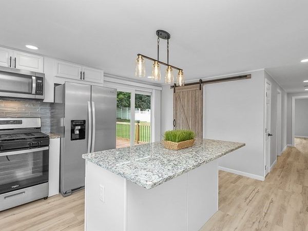 59 Racicot Ave, Webster, MA 01570