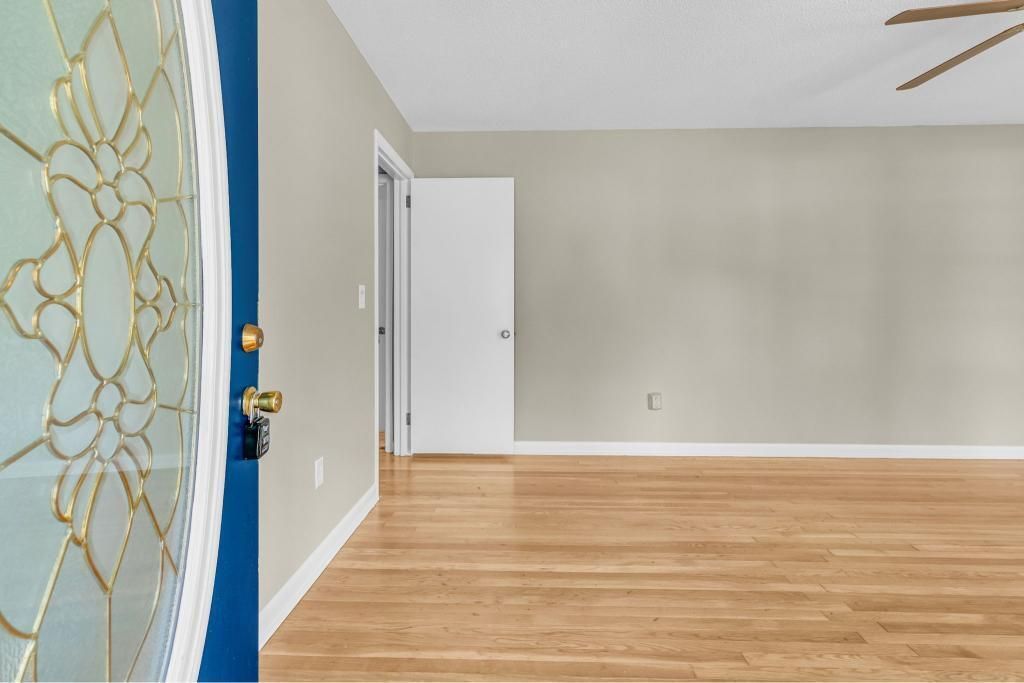 5937 Willard Drive Photo 9