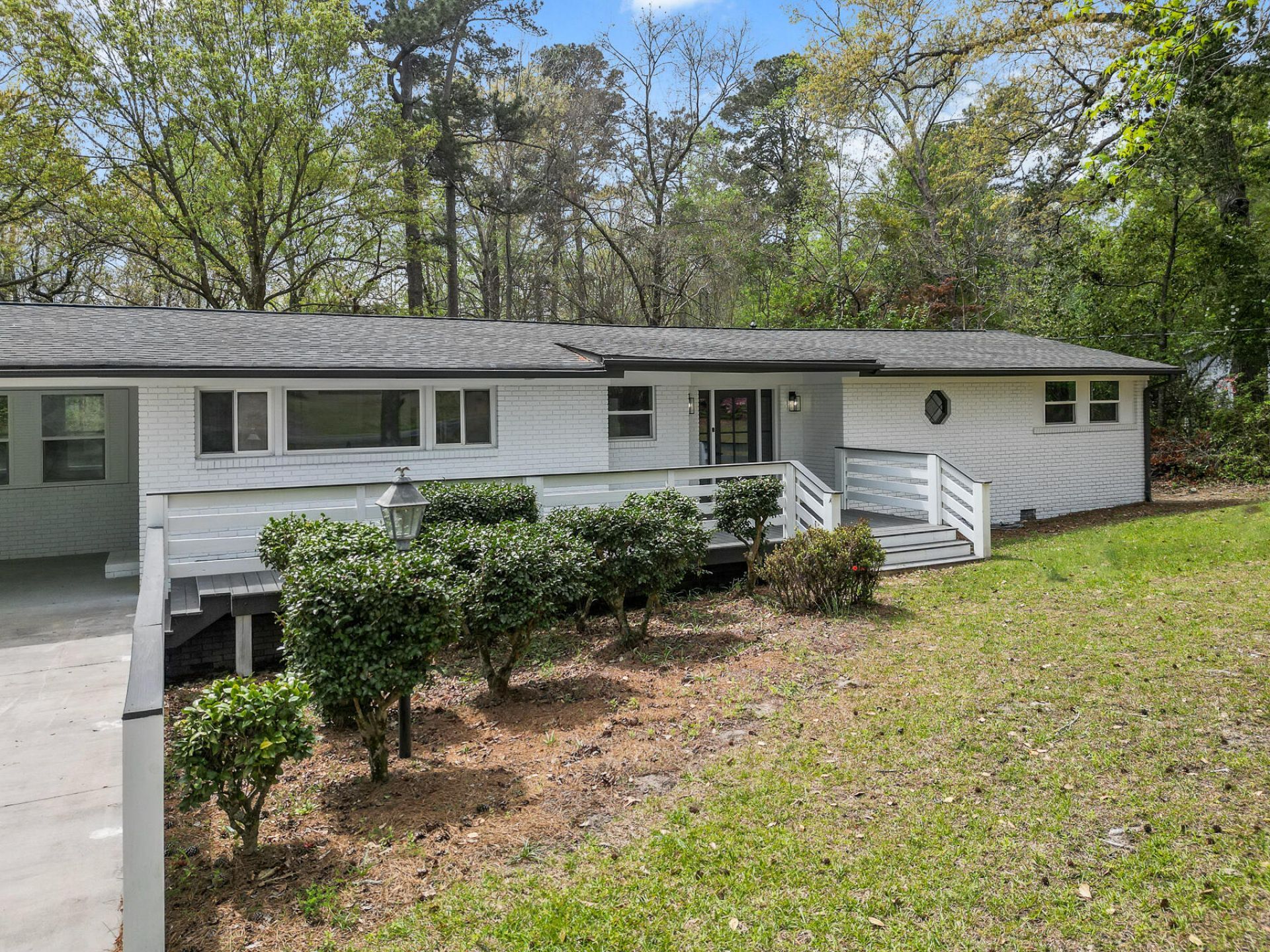 107 Woodland Drive Photo 4