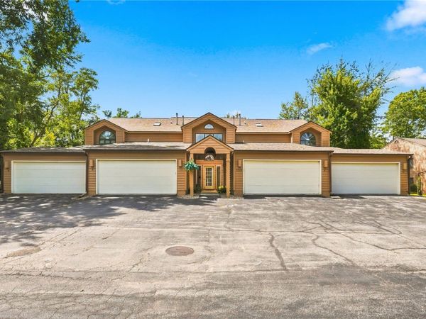 755 E Post Road SE, Unit 2, Cedar Rapids, IA 52403