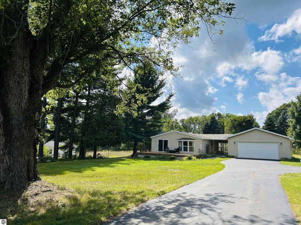 7290 Second Street, Thompsonville, MI 49683
