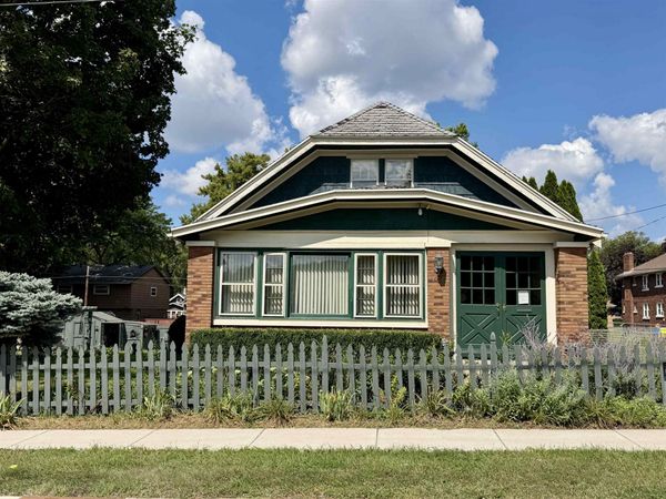 146 15th Avenue, ROCKFORD, IL 61104