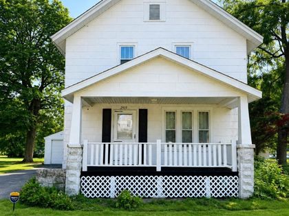 2919 Searles Avenue Rockford, IL 61101