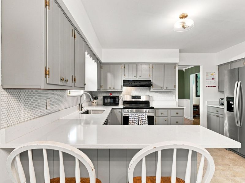 727 Old Coach Road, Westerville, OH 43081 Photo 17