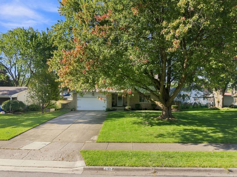 727 Old Coach Road, Westerville, OH 43081 Photo 2