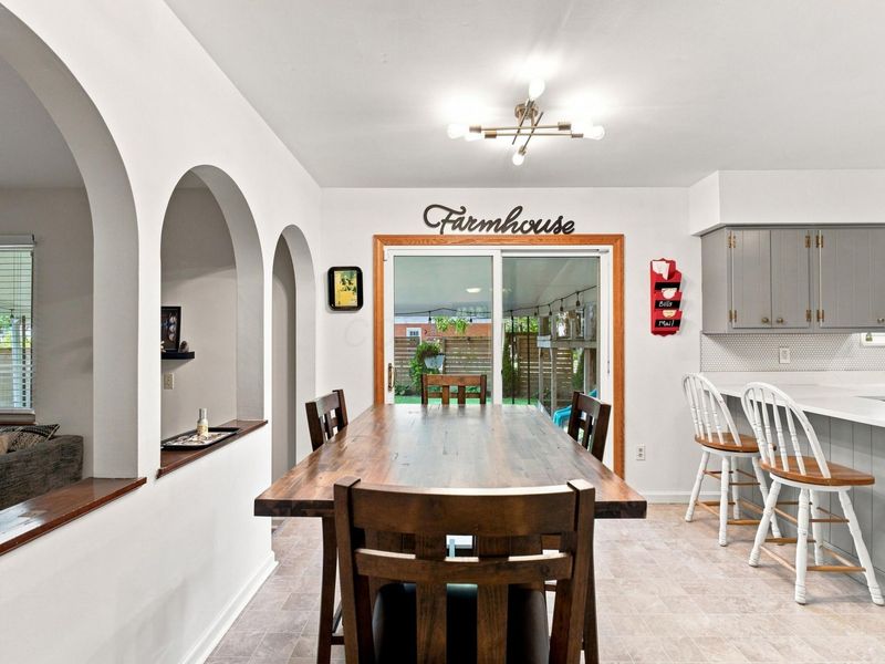 727 Old Coach Road, Westerville, OH 43081 Photo 22
