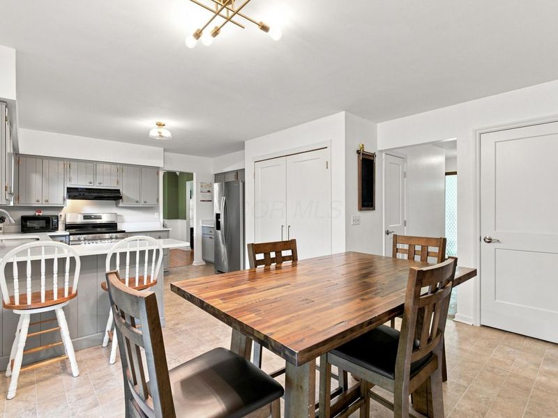 727 Old Coach Road, Westerville, OH 43081 Photo 23